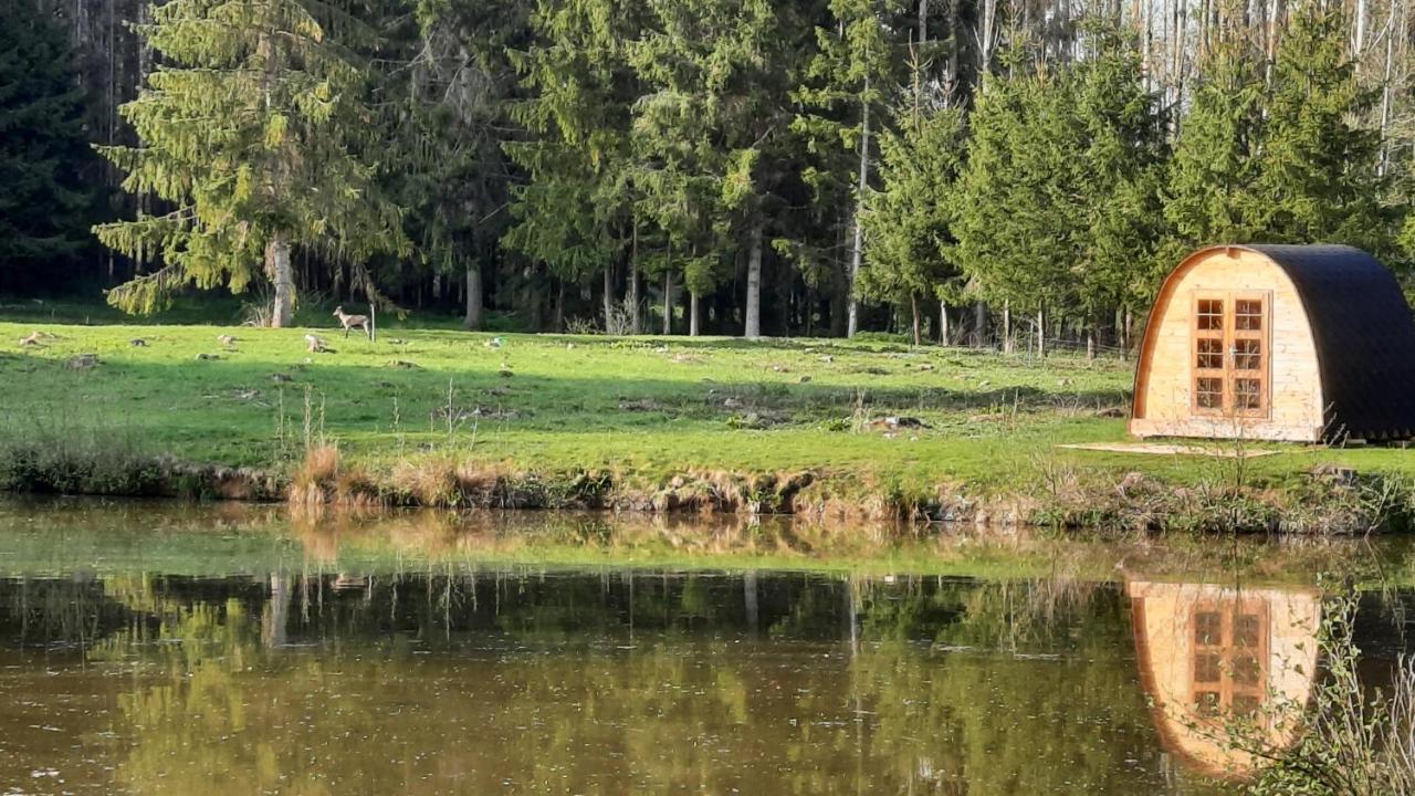 Le Moulin D'Harcy Hotell Lonny Exteriör bild